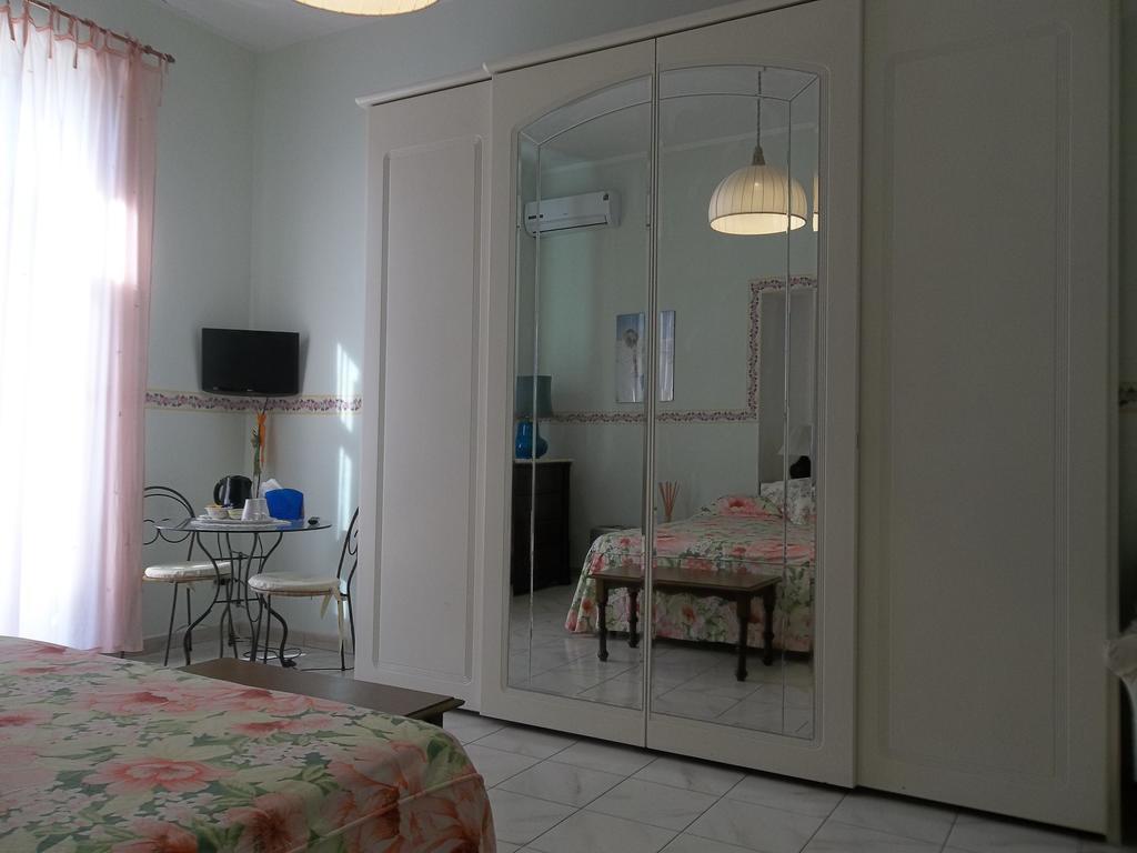 B&B Chez Caroline Νάπολη Εξωτερικό φωτογραφία